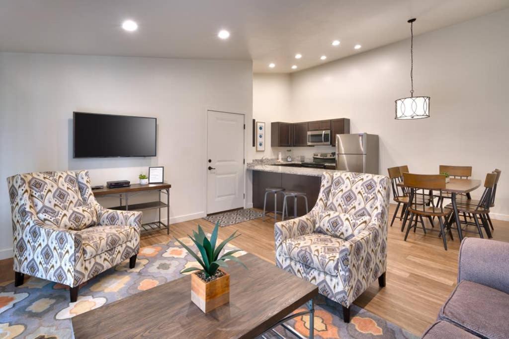 6L Top Floor Redcliff Condo, Pool & Hot Tub Moab Ngoại thất bức ảnh